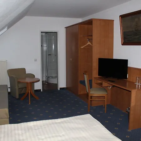 فندق Kaiserhof 3*