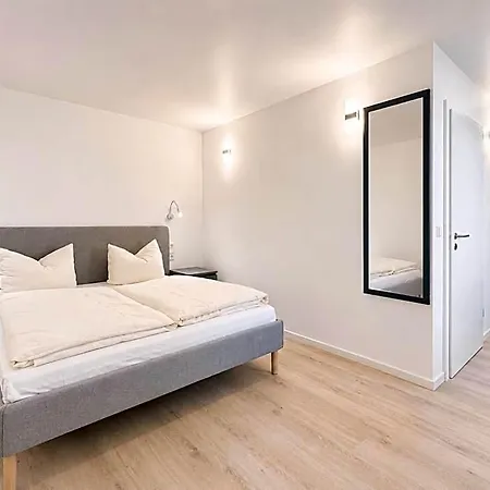 Kaiserhof מלון 3*