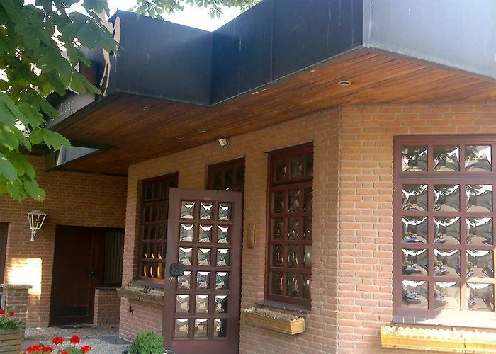 ホテル Kaiserhof レーアテ